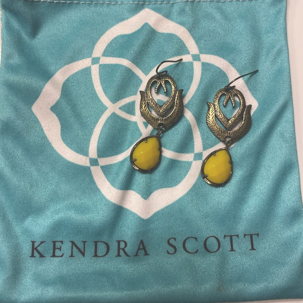 Kendra Scott Leaf Dangle Earrings